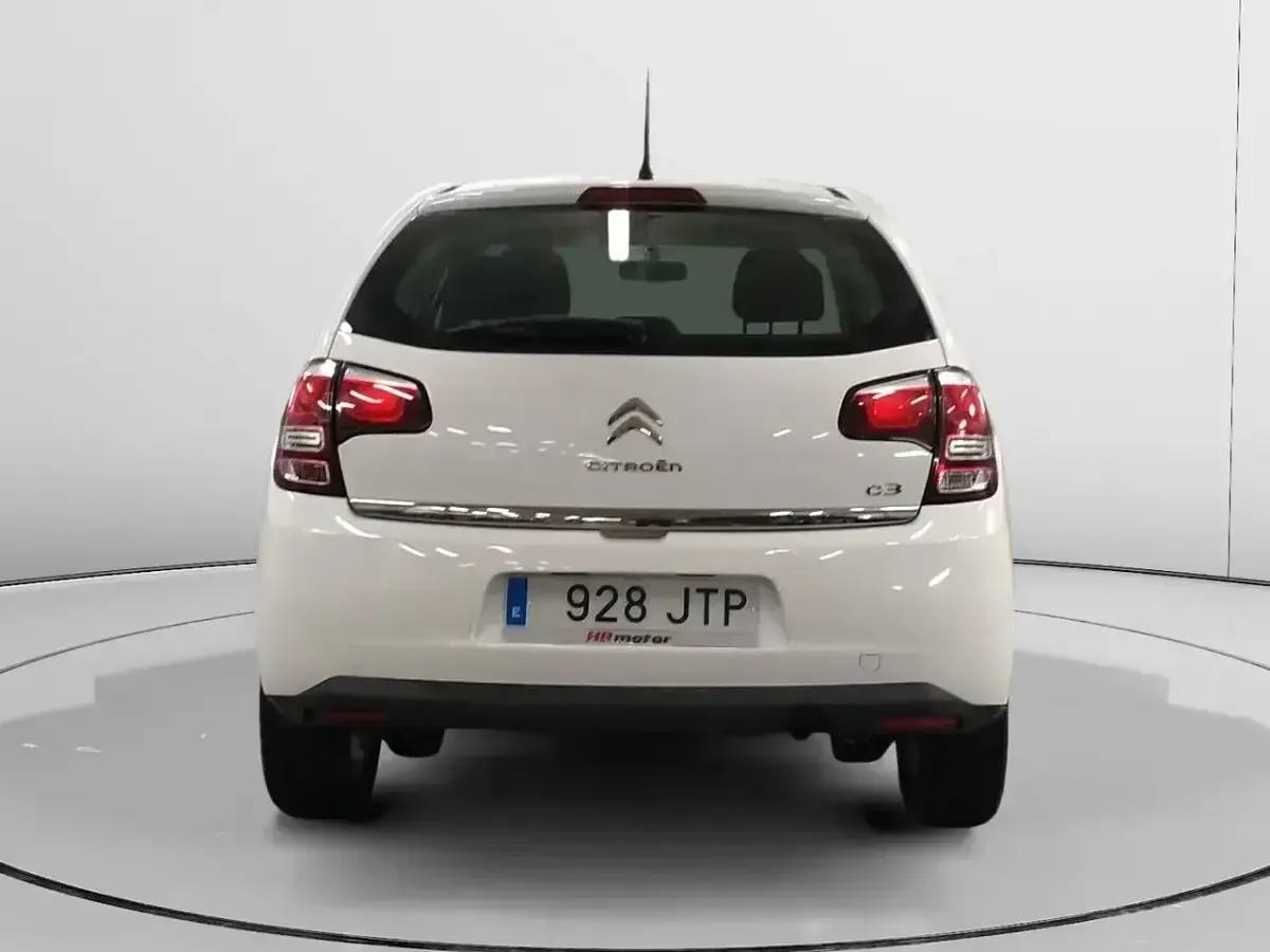 Usado Citroën C3 Live 82 CV (60 kW) 2015 Blanco Berlina