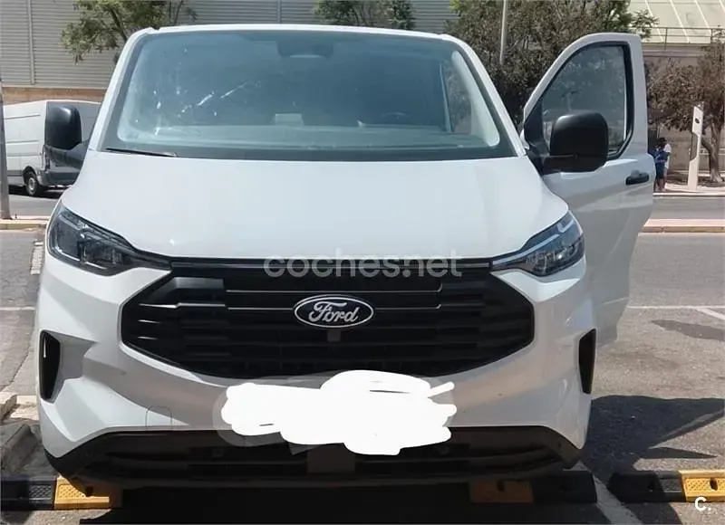 Usado Ford Transit Custom Nugget 130 CV (95 kW) 2024 Blanco Van