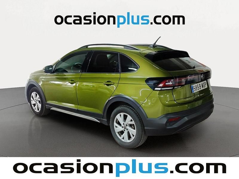 Usado VW Taigo Life 110 CV (80 kW) 2023 Verde SUV