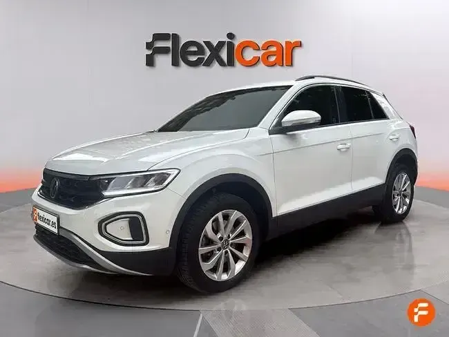 Usado VW T-Roc Life 150 CV (110 kW) 2023 Blanco SUV