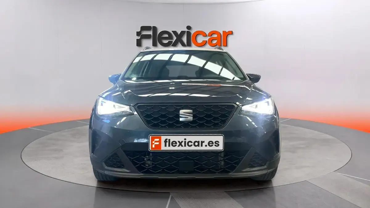 Usado Seat Arona Style 116 CV (85 kW) 2022 Azul SUV