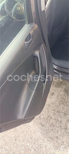 Usado VW Passat Trendline 140 CV (102 kW) 2007 Marrón Familiar