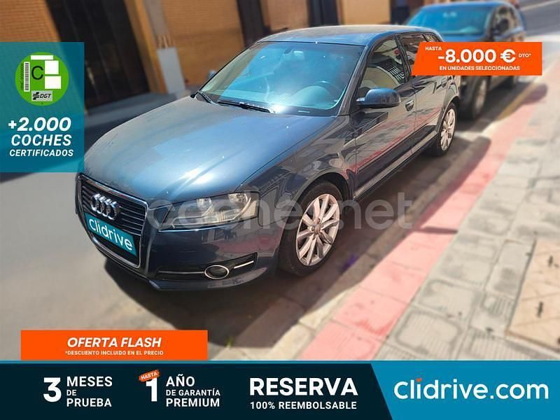 Gris / plata Usado 2012 Audi A3 Sportback Attraction Berlina | 5990 € (Super precio) - Imagen 1/3