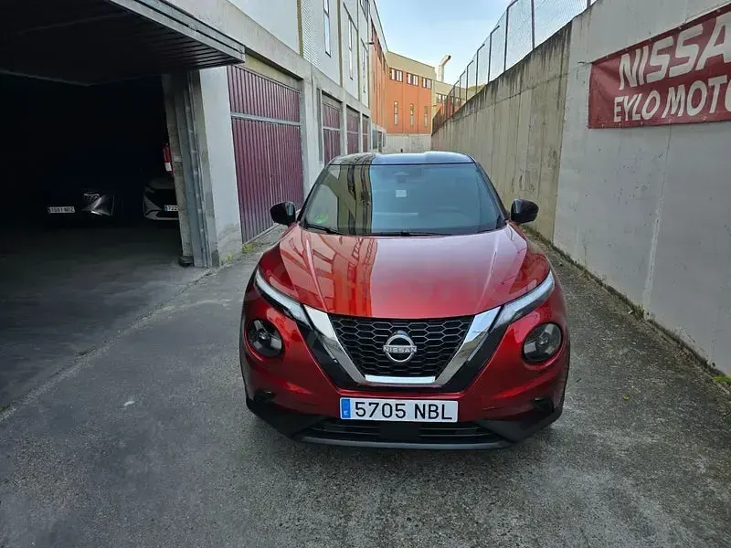 Usado Nissan Juke Tekna 114 CV (83 kW) 2025 Rojo SUV