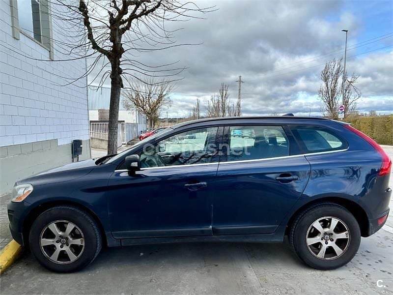 Usado Volvo XC60 Momentum 163 CV (119 kW) 2012 Azul SUV