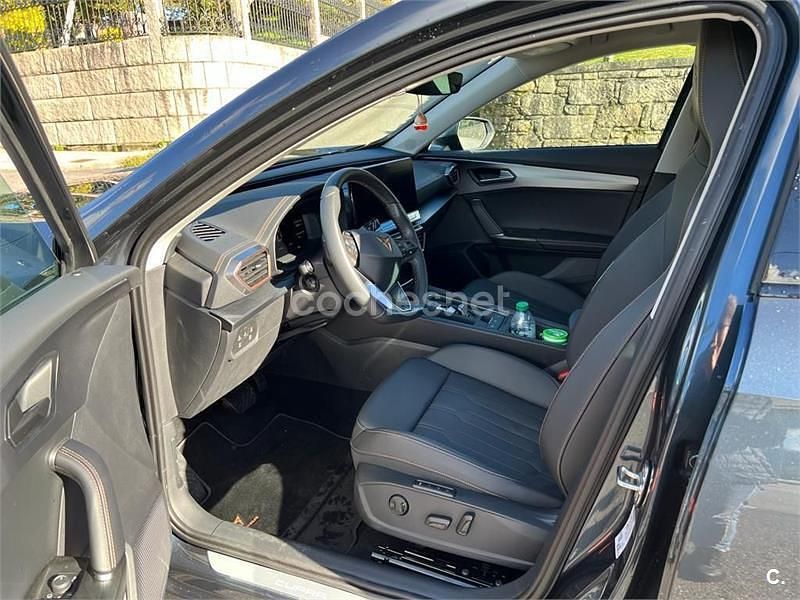 Usado Cupra Formentor 150 CV (110 kW) 2022 Gris / plata SUV