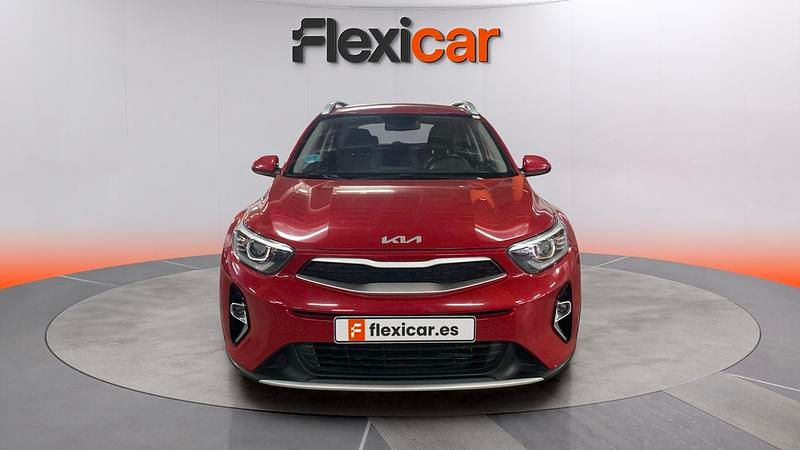 Usado Kia Stonic 84 CV (61 kW) 2023 Rojo SUV