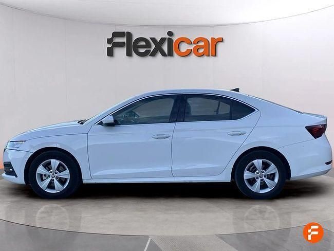 Usado Skoda Octavia Ambition 115 CV (84 kW) 2022 Blanco Berlina