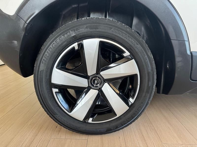 Usado Opel Crossland X Edition 110 CV (80 kW) 2021 Blanco SUV