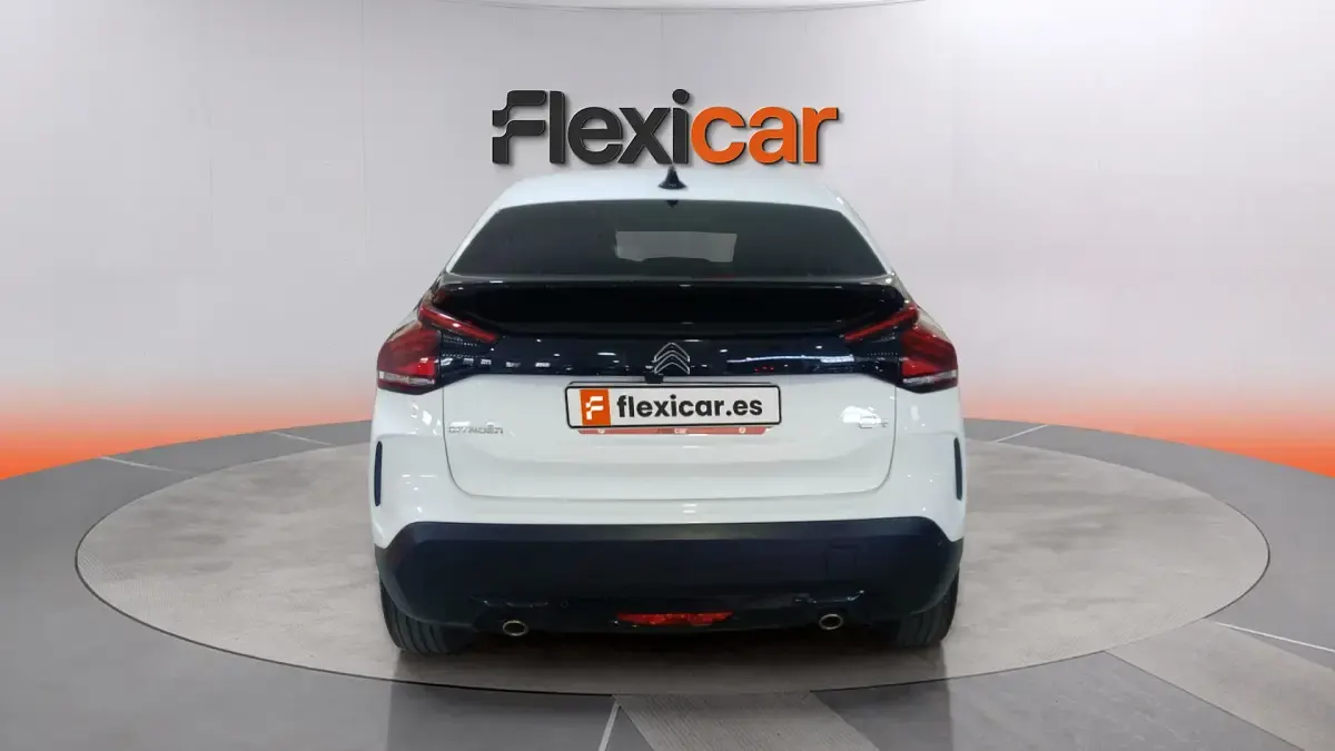 Usado Citroën C4 Feel 131 CV (96 kW) 2023 Blanco SUV