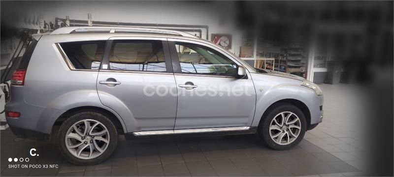 Gris / plata Usado 2009 Citroën C-Crosser Exclusive SUV | 5800 € (Precio justo) - Imagen 1/4