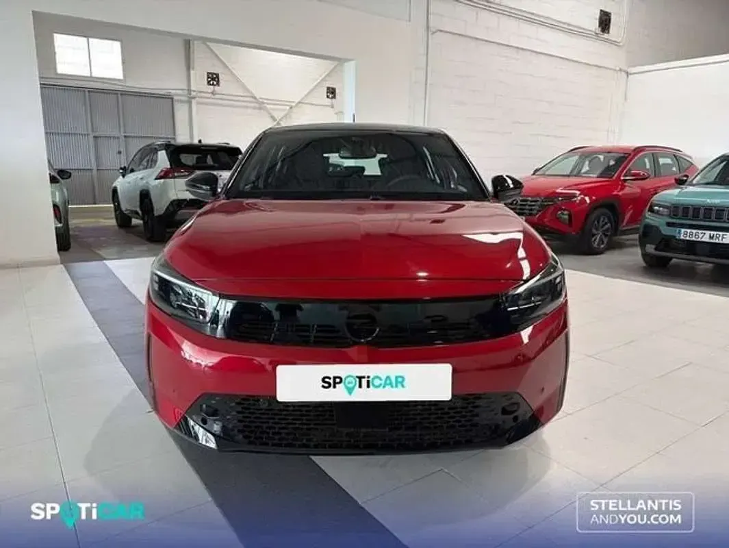 Usado Opel Corsa 101 CV (74 kW) 2025 Rojo Utilitario