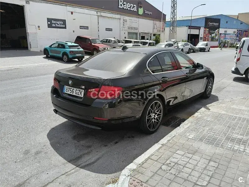 Usado BMW 520 177 CV (130 kW) 2010 Negro Berlina
