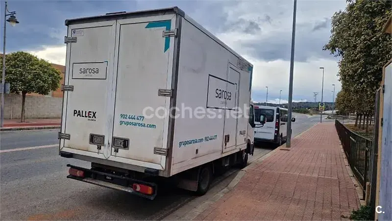 Usado Nissan Cabstar 121 CV (88 kW) 2013 Blanco Pickup/Camioneta