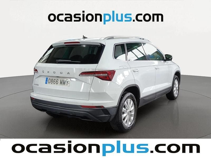Usado Skoda Karoq Selection 150 CV (110 kW) 2024 Blanco SUV