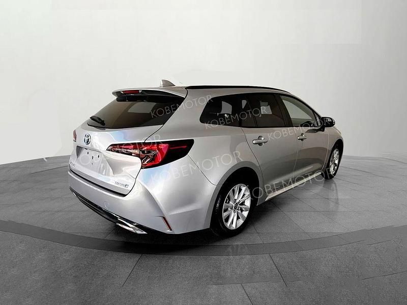 Nuevo Toyota Corolla Active 140 CV (102 kW) 2025 Gris Familiar