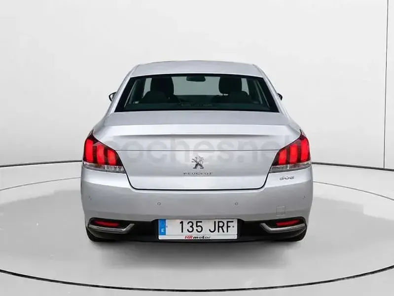 Usado Peugeot 508 Active 120 CV (88 kW) 2016 Gris / plata Berlina