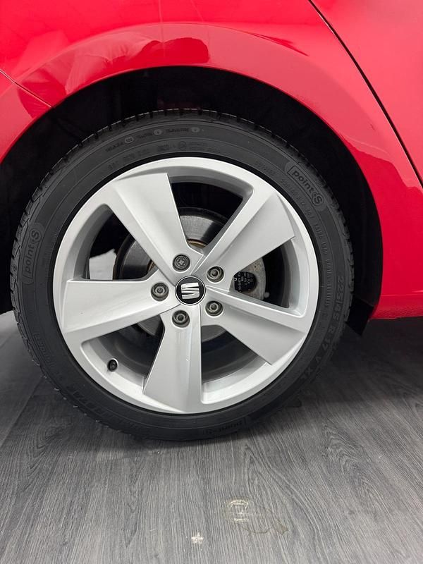 Usado Seat Leon ST FR 150 CV (110 kW) 2016 Rojo Familiar