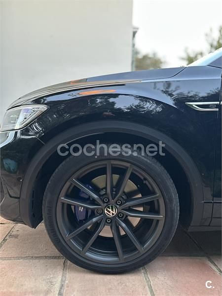 Usado VW T-Roc R 300 CV (220 kW) 2022 Negro SUV