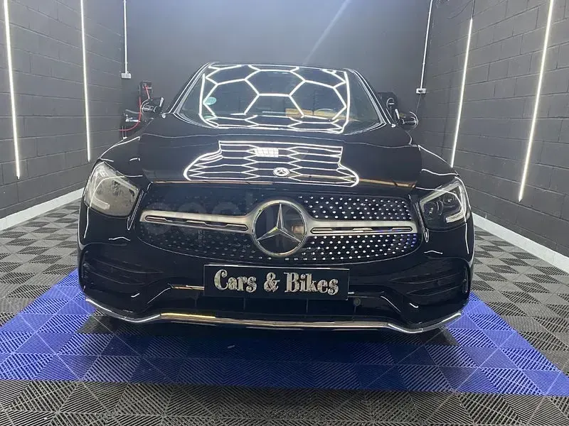 Usado Mercedes GLC220 194 CV (142 kW) 2021 Negro Coupe