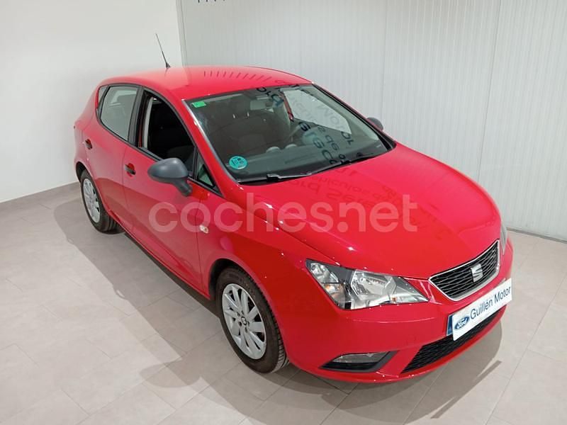 Usado Seat Ibiza Style 90 CV (66 kW) 2015 Rojo Berlina