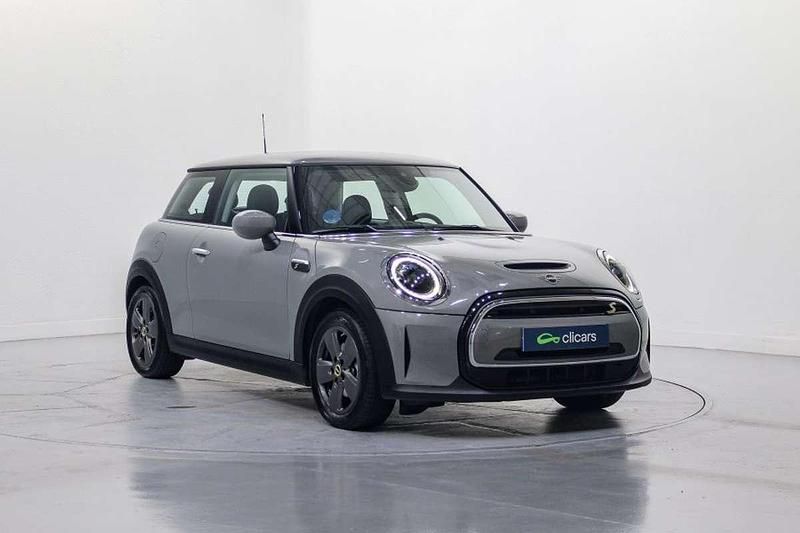 Usado Mini Cooper SE 135 kW (184 CV) 2022 Gris Utilitario