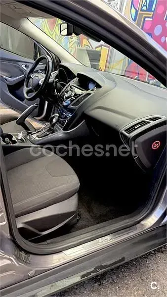 Usado Ford Focus Sport 163 CV (119 kW) 2012 Gris / plata Berlina