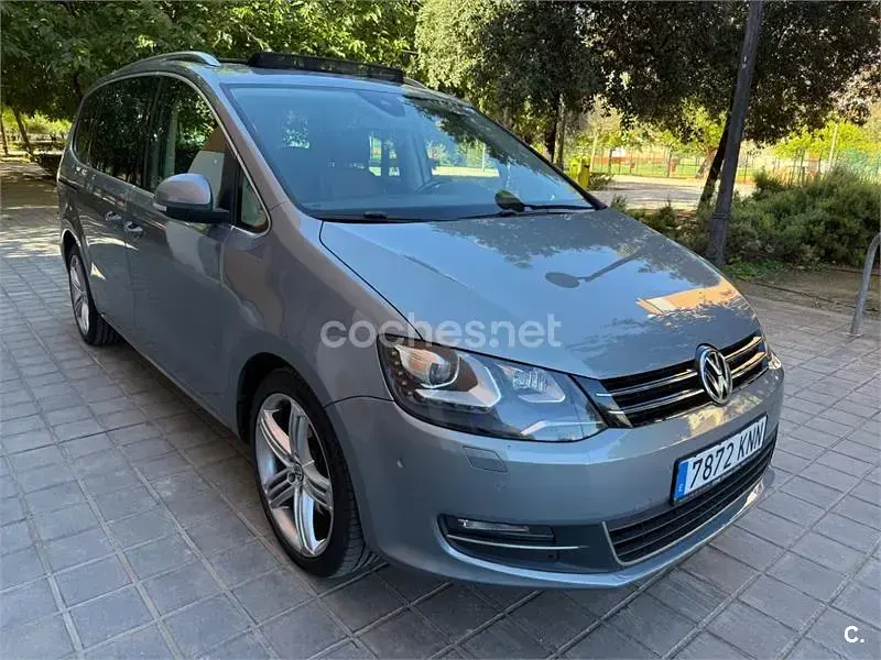 Usado VW Sharan Sport 177 CV (130 kW) 2014 Gris / plata Monovolumen