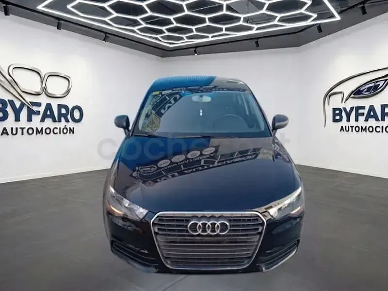 Usado Audi A1 Sportback Attraction 86 CV (63 kW) 2014 Negro Utilitario