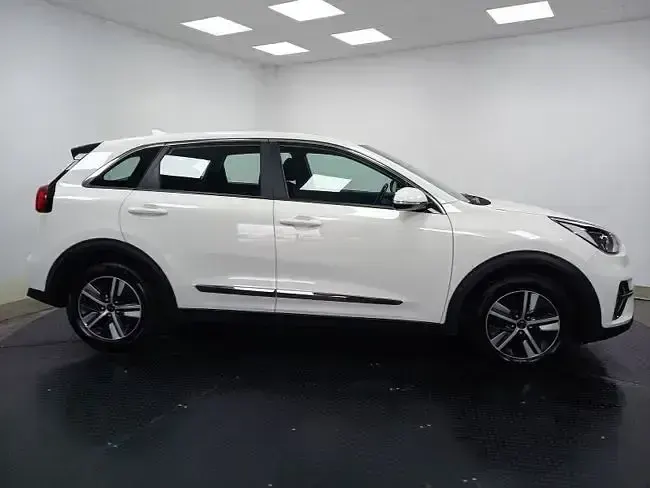 Usado Kia Niro 141 CV (103 kW) 2021 Blanco SUV