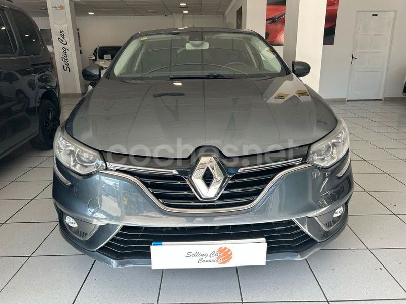 Gris / plata Usado 2018 Renault Mégane IV Zen Berlina | 11.985 € (Buen precio) - Imagen 1/4