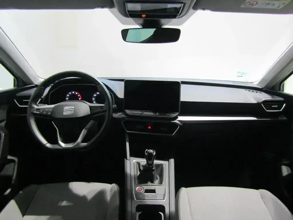 Occasion Seat Leon Style 116 PK (85 kW) 2025 Wit Sedan