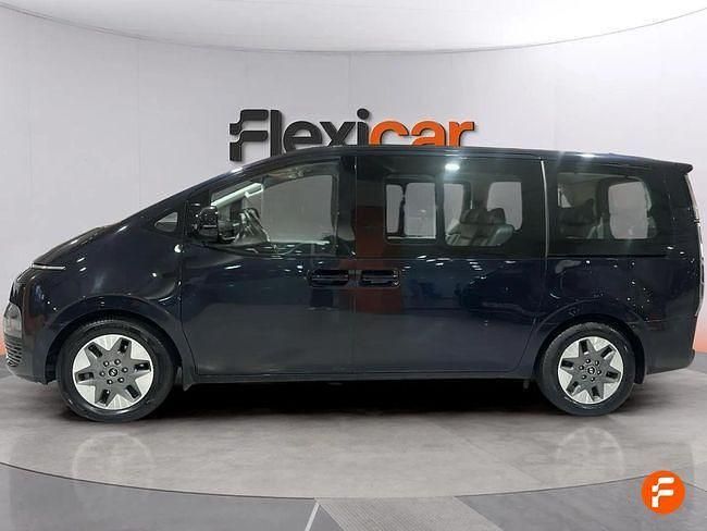 Usado Hyundai Staria 177 CV (130 kW) 2023 Azul Monovolumen