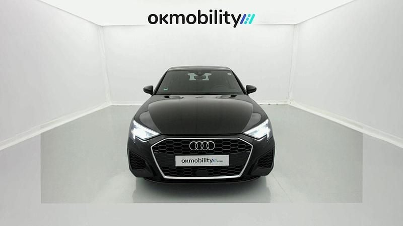 Usado Audi A3 Sportback e-tron S-Line 150 CV (110 kW) 2024 Mythosschwarz met. Utilitario