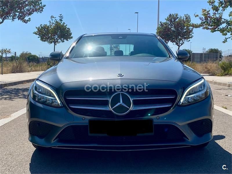 Usado Mercedes C200 160 CV (117 kW) 2020 Gris / plata Berlina