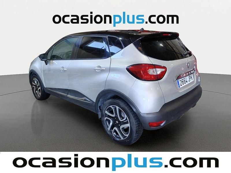 Usado Renault Captur Zen 120 CV (88 kW) 2016 Gris plata SUV