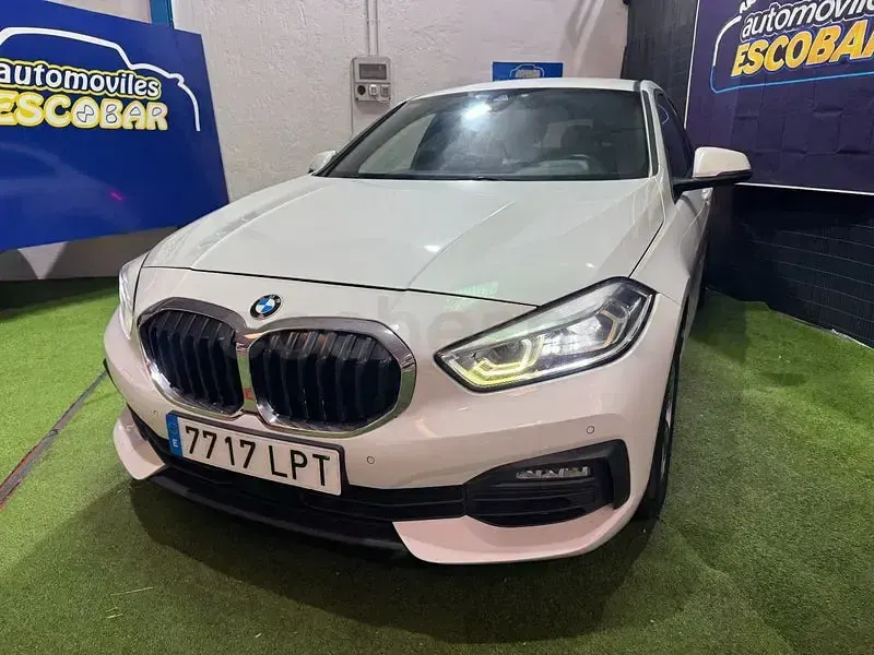 Usado BMW 116 116 CV (85 kW) 2021 Blanco Utilitario