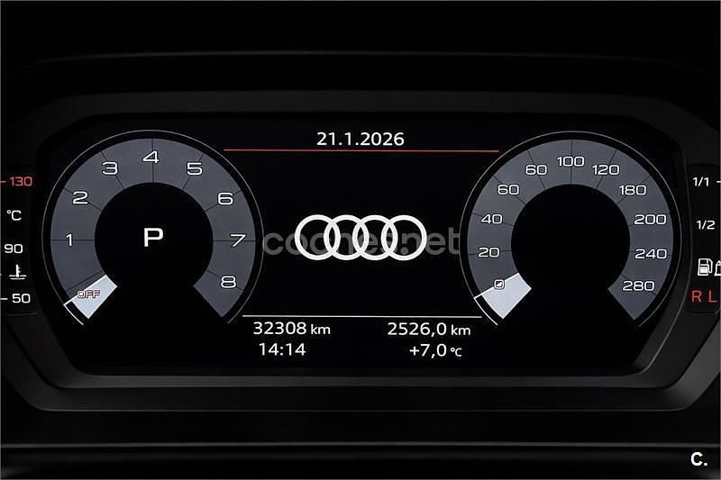 Käytetty Audi A3 150 HP (110 kW) 2024 Harmaa Sedan