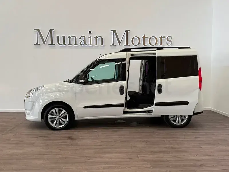 Usado Opel Combo Expression 90 CV (66 kW) 2016 Blanco Monovolumen