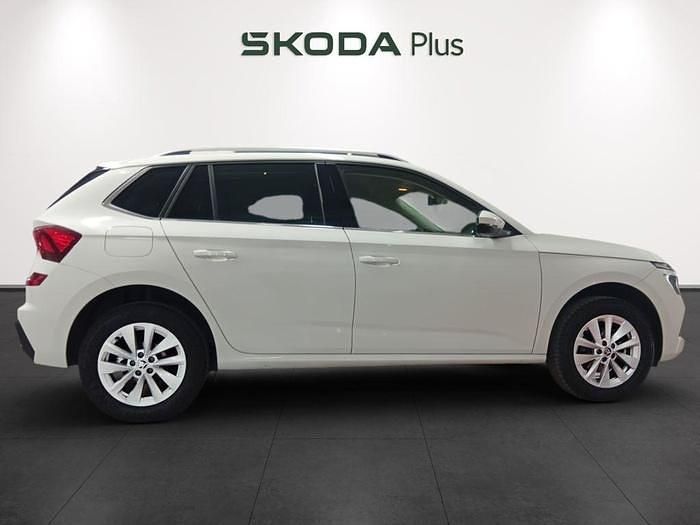 Usado Skoda Kamiq Selection 115 CV (84 kW) 2024 Blanco SUV