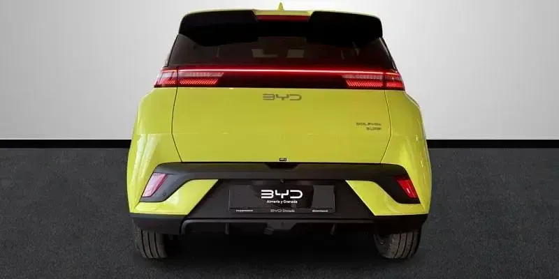 Usado BYD Dolphin Surf Boost 64 kW (88 CV) 2026 Amarillo Utilitario