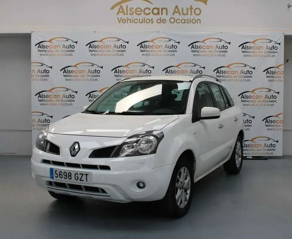 Usado Renault Koleos Dynamique 150 CV (110 kW) 2010 Blanco SUV