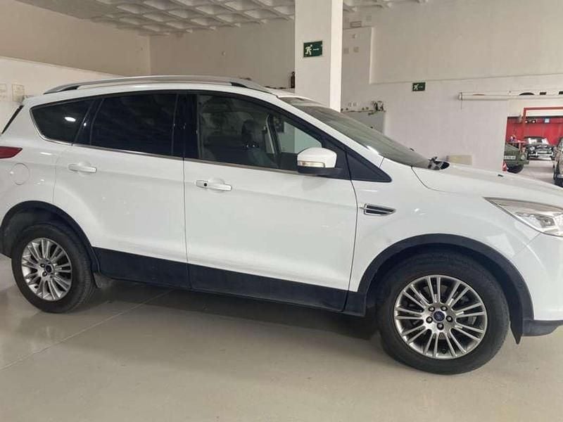 Używany Ford Kuga Titanium 140 KM (102 kW) 2013 SUV