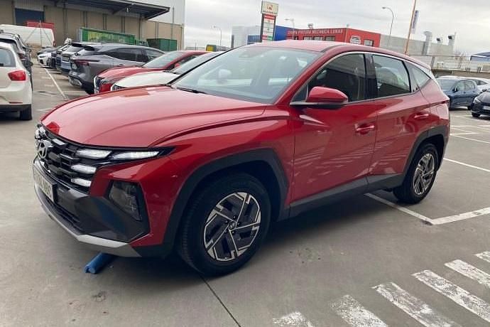 Usado Hyundai Tucson 160 CV (117 kW) 2025 Rojo SUV
