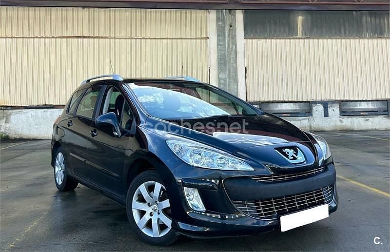 Usado Peugeot 308 SW 110 CV (80 kW) 2010 Negro Familiar