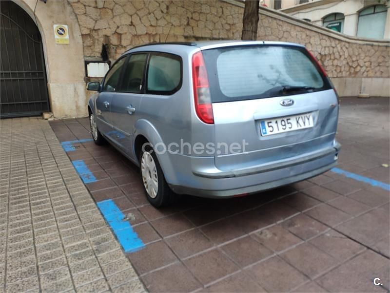 Azul Usado 2006 Ford Focus Trend Familiar | 2000 € (Precio justo) - Imagen 1/4