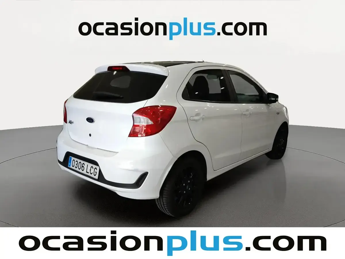 Usado Ford Ka 85 CV (62 kW) 2019 Blanco Berlina