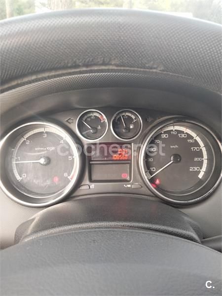 Usado Peugeot 308 Sport 110 CV (80 kW) 2010 Gris / plata Berlina