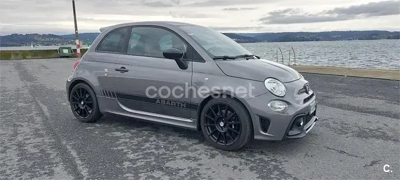 Usado Abarth 595 Competizione 180 CV (132 kW) 2017 Gris / plata Berlina