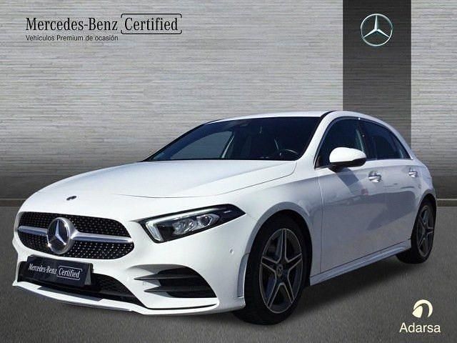 Blanco polar Usado 2022 Mercedes A180 AMG line Berlina | 28.900 € (Precio justo) - Imagen 1/4